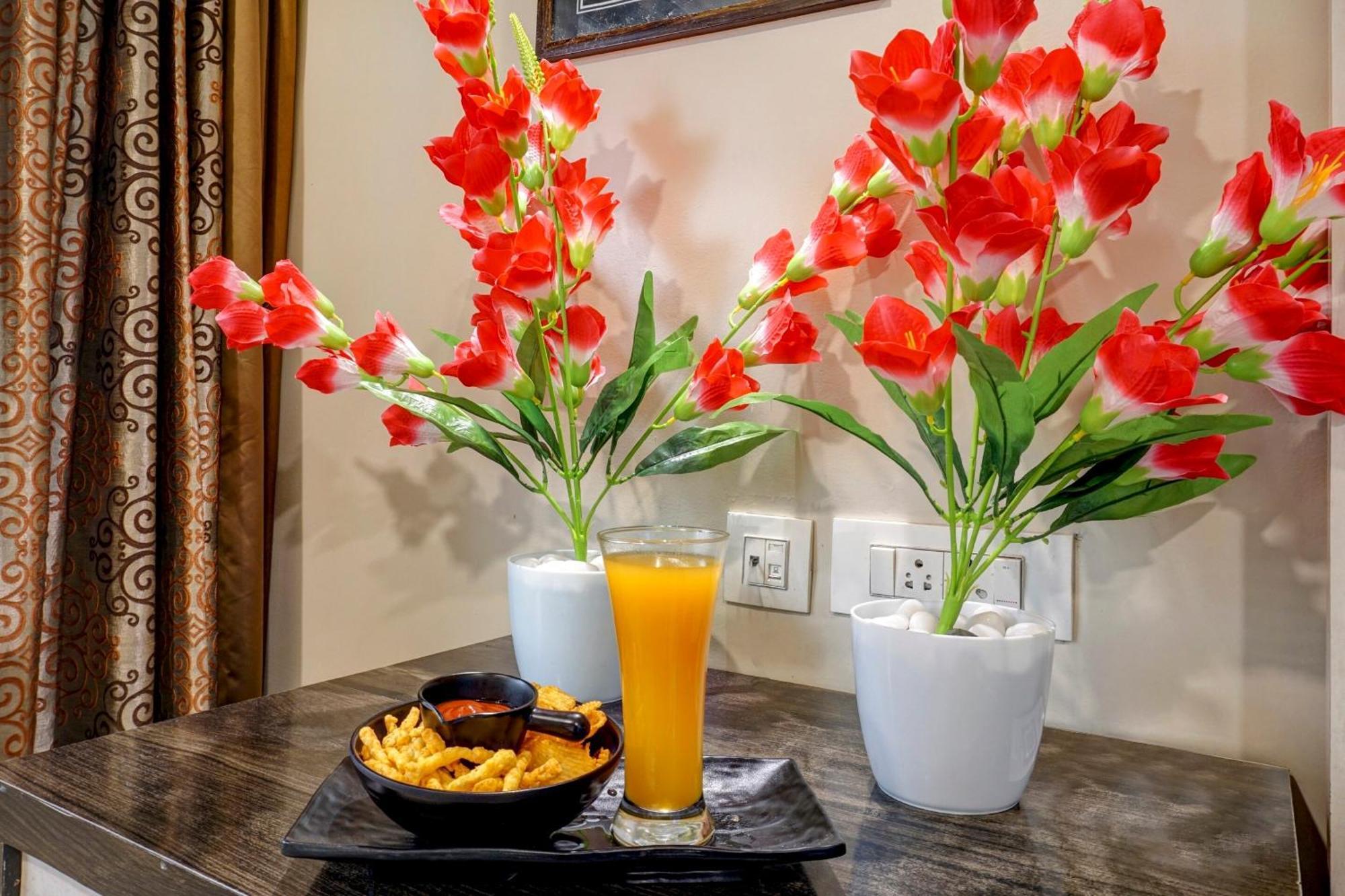 Hotel Tej Inn Plaza Near Igi Airport Delhi Yeni Delhi Dış mekan fotoğraf