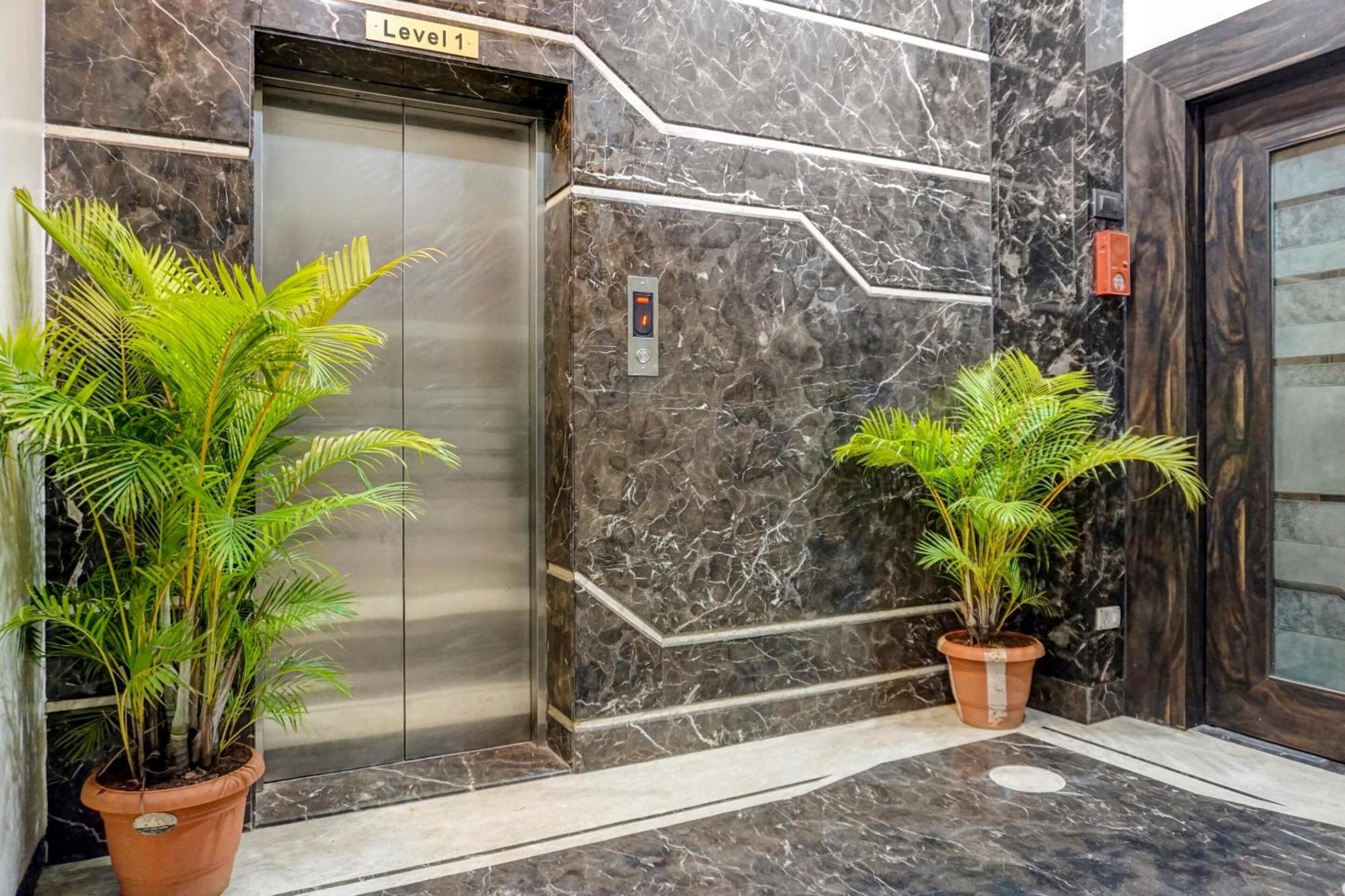 Hotel Tej Inn Plaza Near Igi Airport Delhi Yeni Delhi Dış mekan fotoğraf