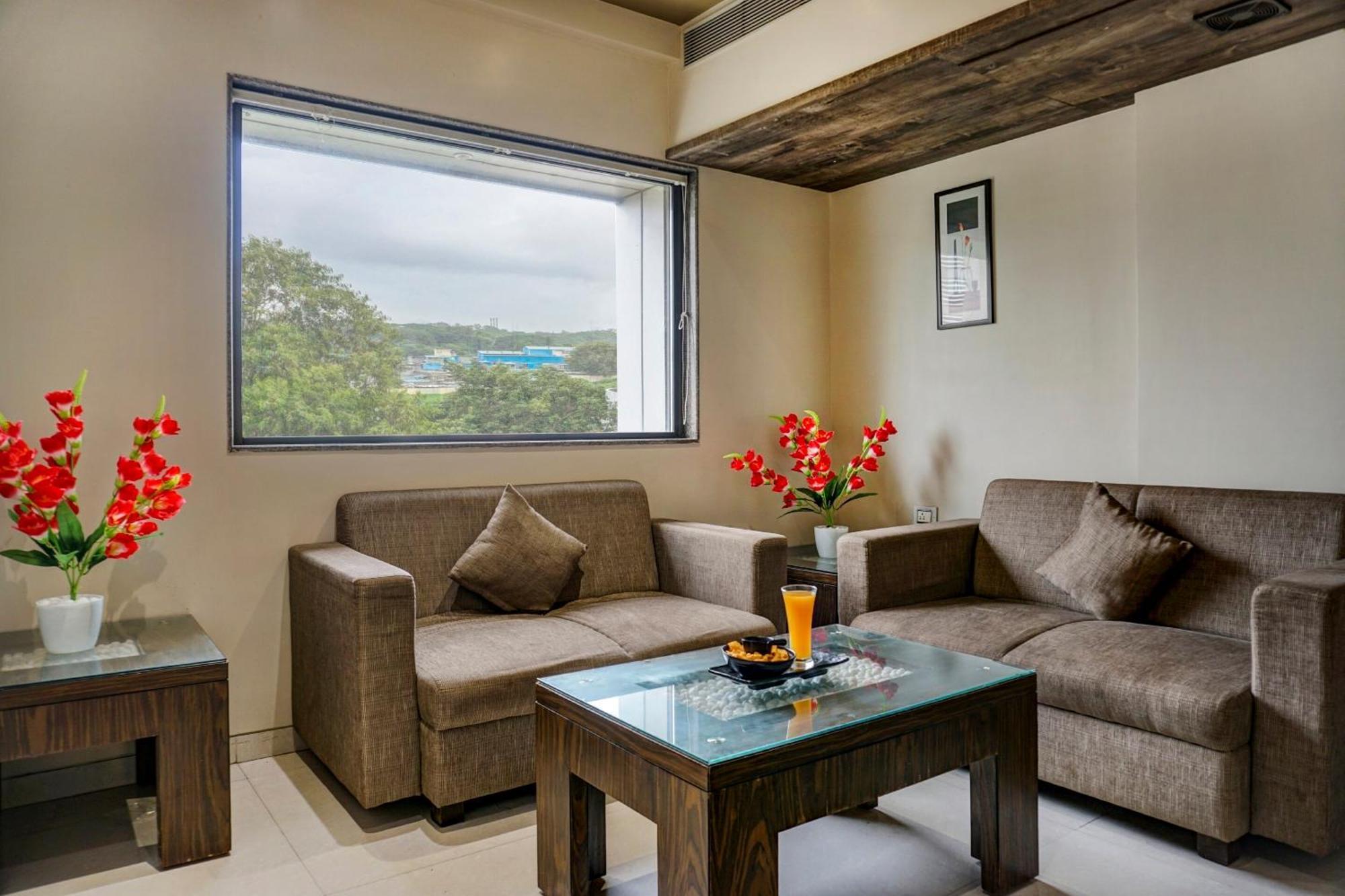 Hotel Tej Inn Plaza Near Igi Airport Delhi Yeni Delhi Dış mekan fotoğraf